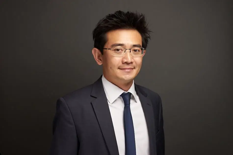 Dr Eujin Pei